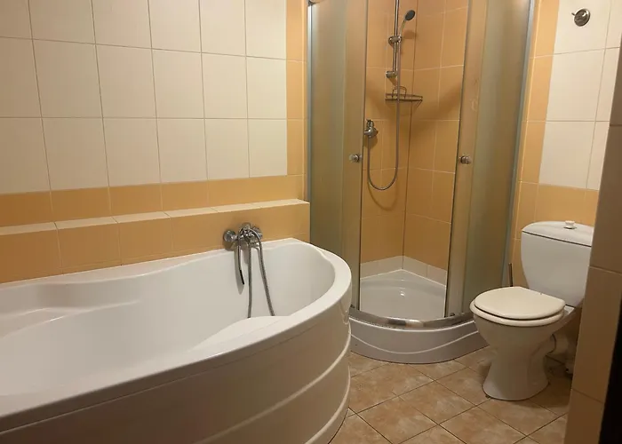 O W Dab * אוסטראון